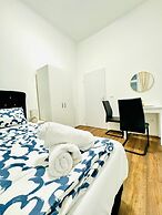 Affordable 5BR Apt Near Atzgersdorf