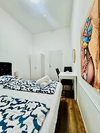 Affordable 5BR Apt Near Atzgersdorf