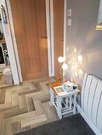 Cosy Corner, Sleeps 2 Only Friendly South Shore