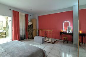 Krousonas Mountain View Suite