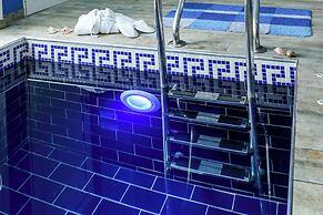 Krousonas Mountain View Suite