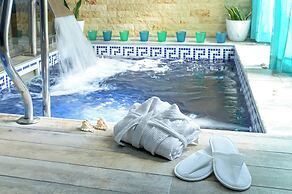 Krousonas Mountain View Suite