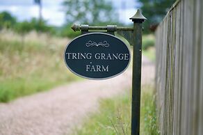 Tring Grange Cottage - Sleeps 2 - Onsite Parking