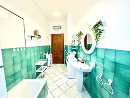 Over the Rainbow in Sant Agnello