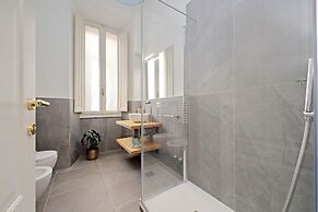 Treasurerome Adriana Charme 4br