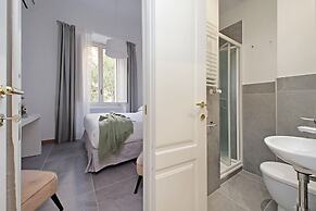 Treasurerome Adriana Charme 4br