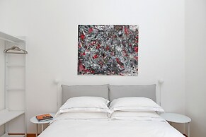 Treasurerome Adriana Charme 4br