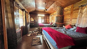 Mount Olympus Hood cabin