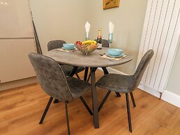 Lottie's Cottage at Broadings Farm