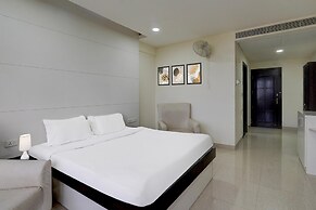 Poolside Retreat Near Sathyabama Chennai