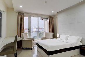 Poolside Retreat Near Sathyabama Chennai