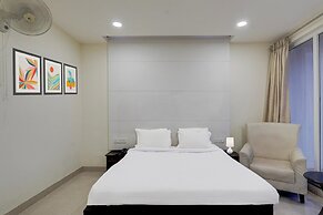 Poolside Retreat Near Sathyabama Chennai