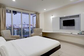 Poolside Retreat Near Sathyabama Chennai