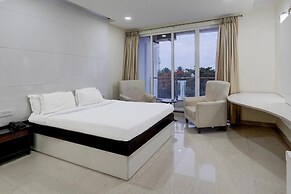 Poolside Retreat Near Sathyabama Chennai