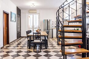 Stone house Dragan in the very center