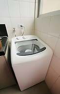 APTO prox Ponte amizade 5 pessoas com AC