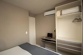 APTO decorado 5 hospedes AC e piscina