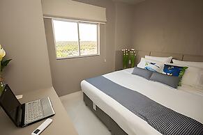 APTO decorado 5 hospedes AC e piscina