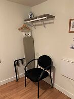 Brighton Guesthouse - Walk to Metro
