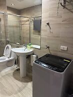 2 bedrooms in makati with balcony