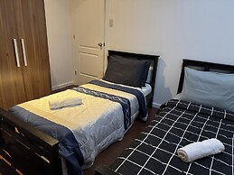 2 bedrooms in makati with balcony