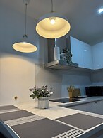 2 bedrooms in makati with balcony