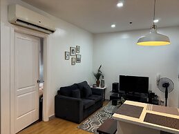 2 bedrooms in makati with balcony