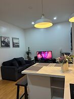 2 bedrooms in makati with balcony