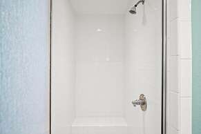 The Water's Edge Retreat TC 2304