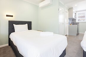 Lavana Motels