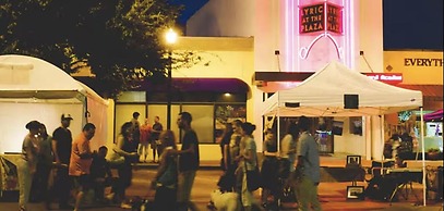 Spacious 8BR Modern Retreat Pool Table RV