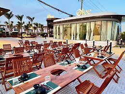 Olee Sea View Resort