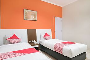 Hotel O Hotel Desa Puri