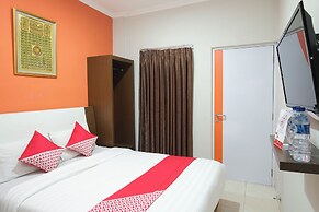 Hotel O Hotel Desa Puri