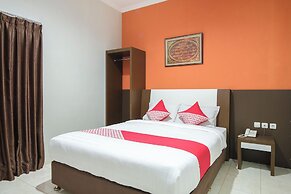 Hotel O Hotel Desa Puri