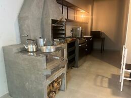 GEMINADO CASA 1 ALTO PADRÃO  4 QUARTOS