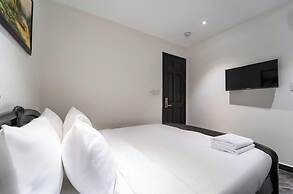 Charisse Hotel Bui Vien