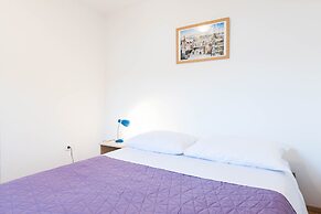 Cozy Apartments in Zadar With Sea and Mountain Views