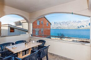 Cozy Apartments in Zadar With Sea and Mountain Views