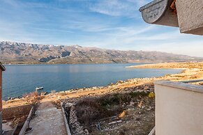 Cozy Apartments in Zadar With Sea and Mountain Views