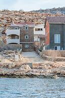 Cozy Apartments in Zadar With Sea and Mountain Views