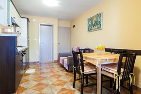 Cozy Apartments in Zadar With Sea and Mountain Views