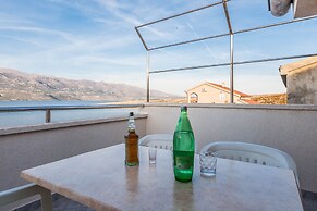 Cozy Apartments in Zadar With Sea and Mountain Views