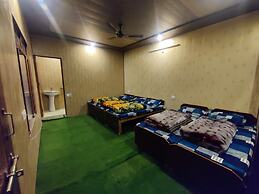 Hotel Maya Residency