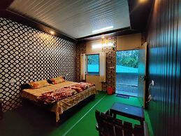 Hotel Maya Residency