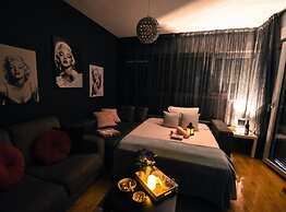 Chic Budva City Retreat