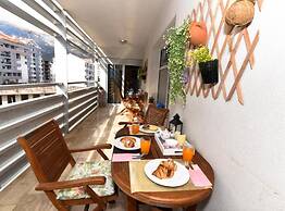 Chic Budva City Retreat