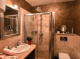 Chic Budva City Retreat