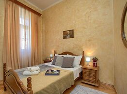 Kotor Old Town Charm Apartment