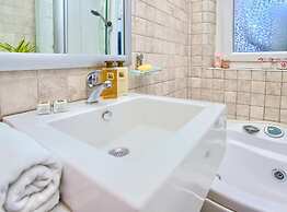 Kotor Old Town Charm Apartment